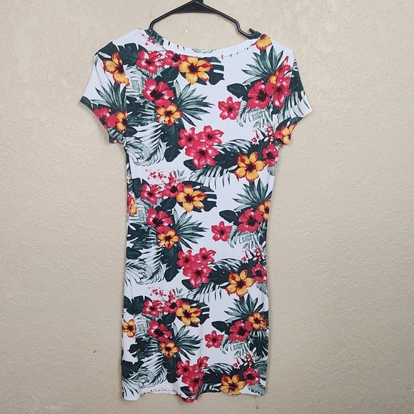 Guess Floral Ribbed Sequin Logo Stretch Knit Dress Medium (5192) - Picture 3 of 7